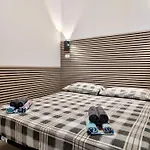 Apartamento 77 *