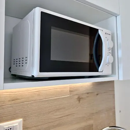 Apartment 77